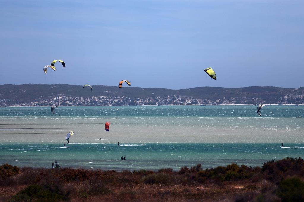Windtown Lagoon Hotel Langebaan Eksteriør billede
