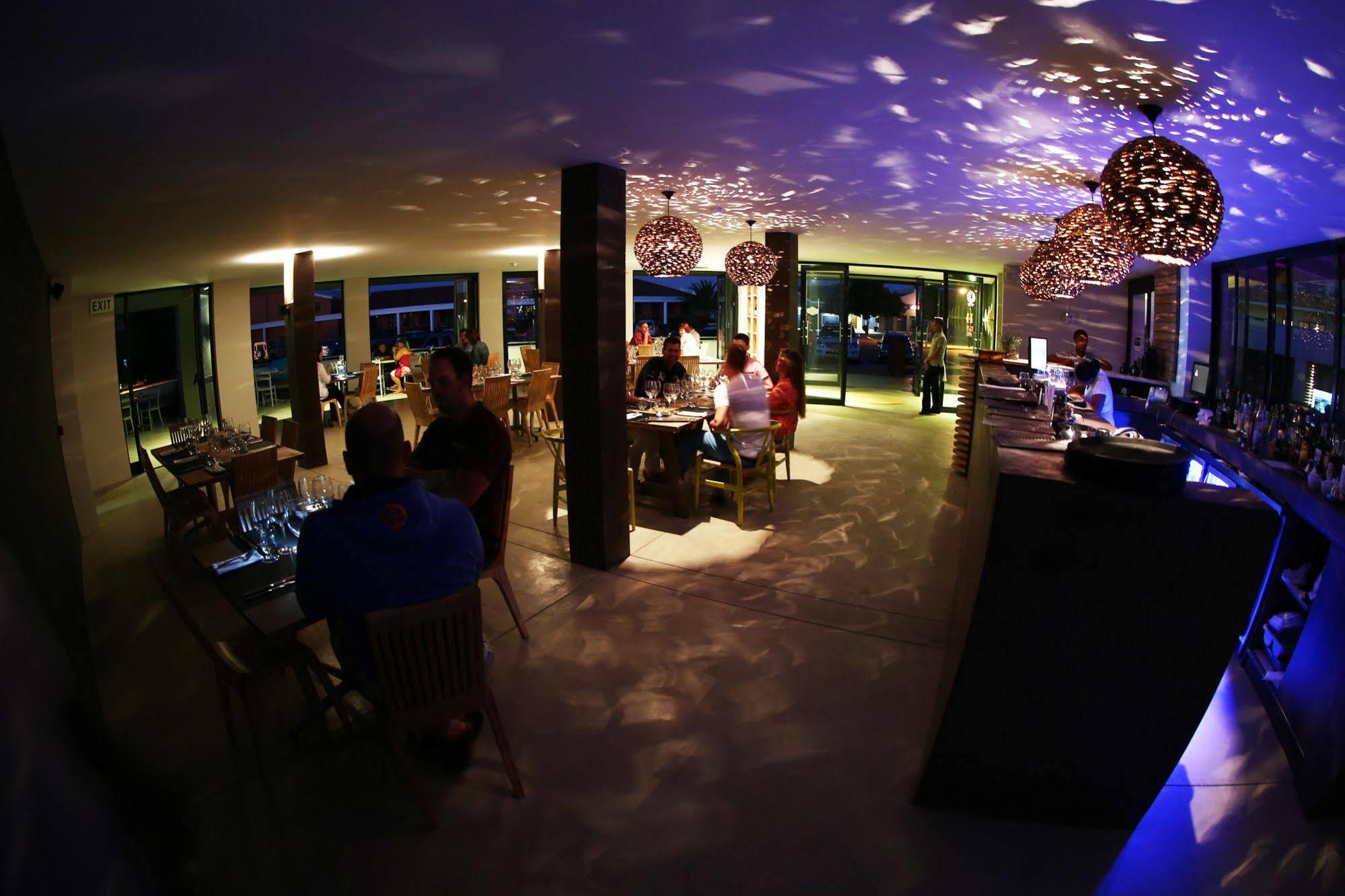 Windtown Lagoon Hotel Langebaan Eksteriør billede