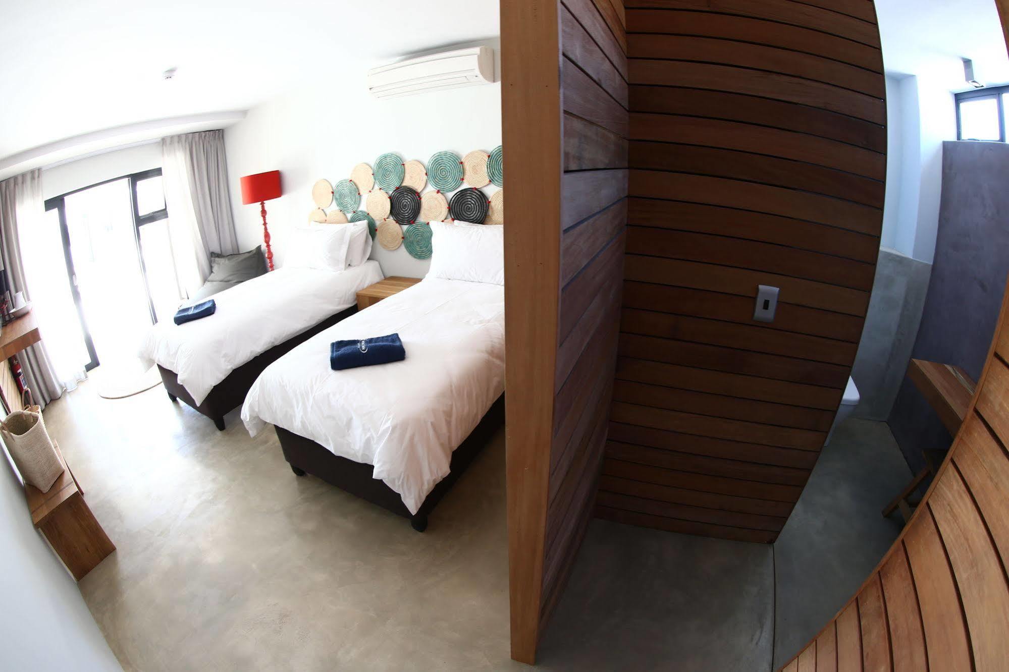 Windtown Lagoon Hotel Langebaan Eksteriør billede
