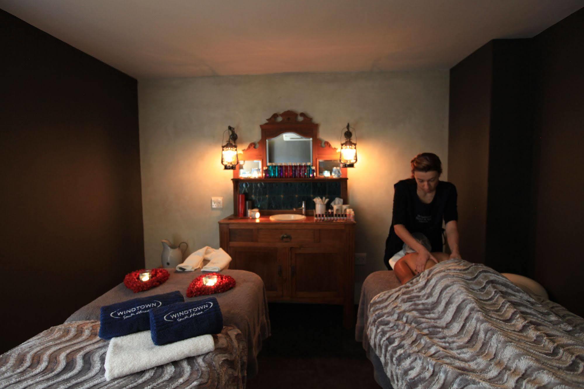 Windtown Lagoon Hotel Langebaan Eksteriør billede