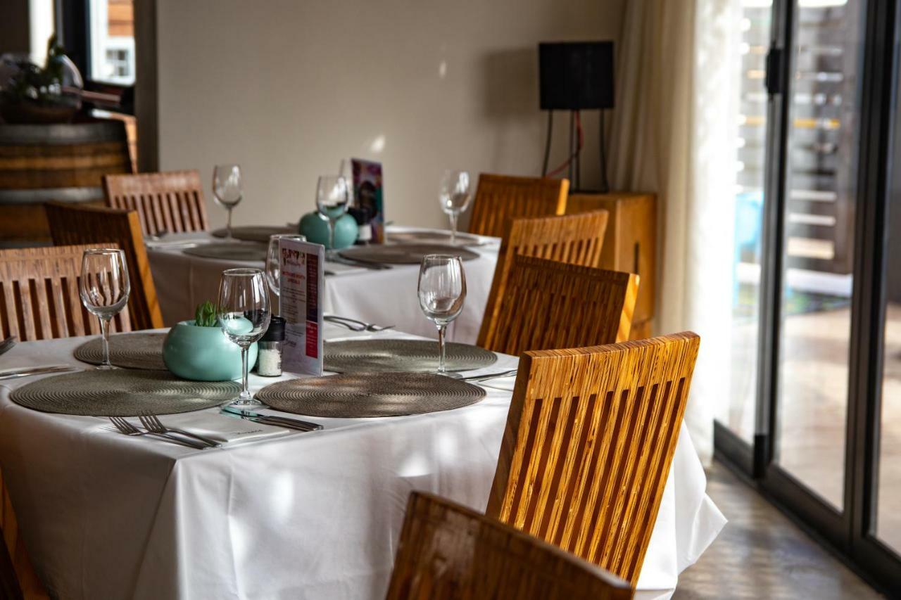 Windtown Lagoon Hotel Langebaan Eksteriør billede